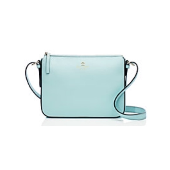 kate spade Handbags - 💙Kate Spade leather crossover purse